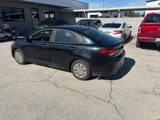 Kia Rio 2018 LX 4dr Sedán 6M