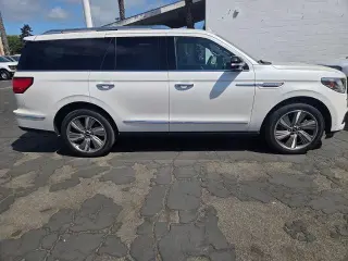 Lincoln Navigator 2018 4x4 Reserve 4dr SUV
