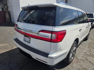 Lincoln Navigator 2018 4x4 Reserve 4dr SUV