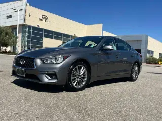 INFINITI Q50 2023 Luxe sedán de 4 puertas