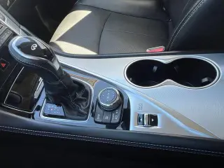 INFINITI Q50 2023 Luxe sedán de 4 puertas