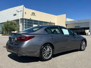INFINITI Q50 2023 Luxe sedán de 4 puertas