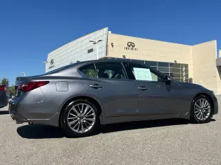 INFINITI Q50 2023 Luxe sedán de 4 puertas