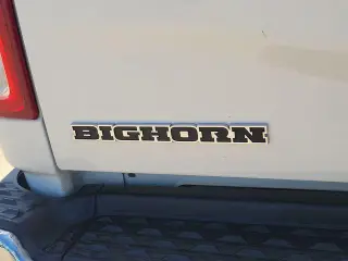 Ram 2500 2024 4x4 Big Horn Cabina Crew 4 puertas Bed 6.3 pies Camioneta