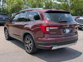 Honda Pilot 2020 Touring 4dr SUV con Sillas Capitán Traseras