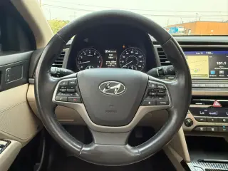 Hyundai Elantra 2017 SE 4dr Sedan 6M (EE. UU.)