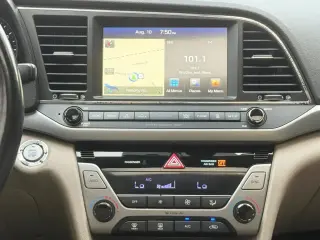 Hyundai Elantra 2017 SE 4dr Sedan 6M (EE. UU.)