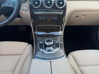 Mercedes-Benz GLC 2017 GLC 300 4dr SUV