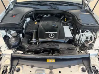 Mercedes-Benz GLC 2017 GLC 300 4dr SUV