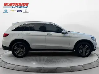 Mercedes-Benz GLC 2017 GLC 300 4dr SUV