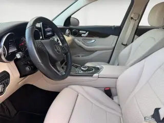 Mercedes-Benz GLC 2017 GLC 300 4dr SUV
