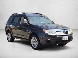 Subaru Forester 2011 AWD 2.5X Premium 4dr Wagon 4A