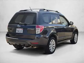 Subaru Forester 2011 AWD 2.5X Premium 4dr Wagon 4A
