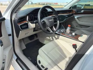 Audi A6 2023 AWD quattro Premium Plus 45 TFSI 4dr Sedán