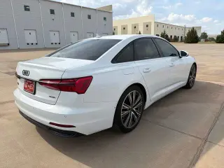 Audi A6 2023 AWD quattro Premium Plus 45 TFSI 4dr Sedán