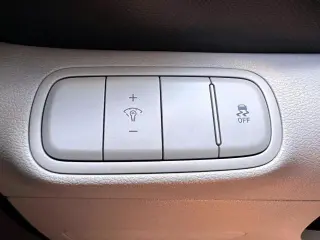 Hyundai VENUE 2025 SEL 4dr Crossover
