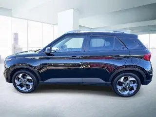 Hyundai VENUE 2025 SEL 4dr Crossover