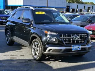 Hyundai VENUE 2025 SEL 4dr Crossover