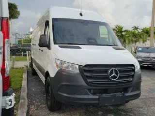 Mercedes-Benz Sprinter 2025 2500 3dr 170 in. WB High Roof Cargo Van (2.0L I4)