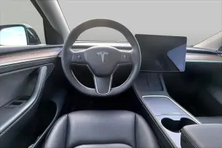Tesla Model Y 2024 Long Range 4dr Crossover