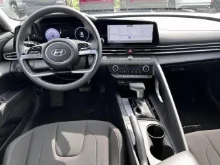 Hyundai ELANTRA 2024 SEL 4dr Sedán