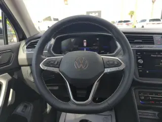 Volkswagen Tiguan 2024 SE 4dr SUV