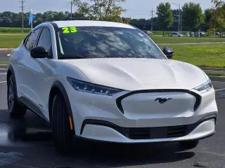 Ford Mustang Mach-E 2023 AWD Select 4dr SUV