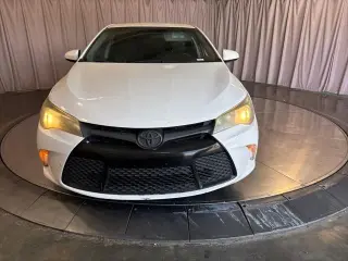 Toyota Camry 2016 SE 4dr Sedán