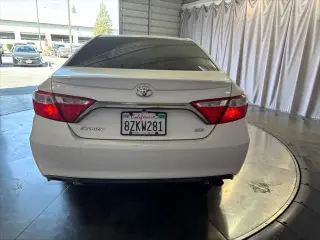 Toyota Camry 2016 SE 4dr Sedán