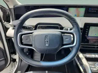 Lincoln Nautilus 2024 AWD Premiere 4dr SUV