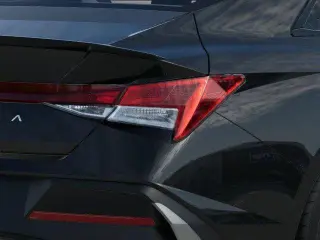 Hyundai ELANTRA 2026 SEL Sport Premium 4dr Sedán