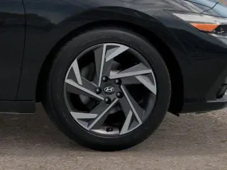Hyundai ELANTRA 2026 SEL Sport Premium 4dr Sedan