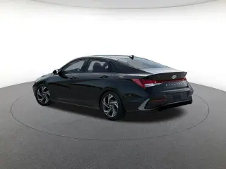 Hyundai ELANTRA 2026 SEL Sport Premium 4dr Sedan
