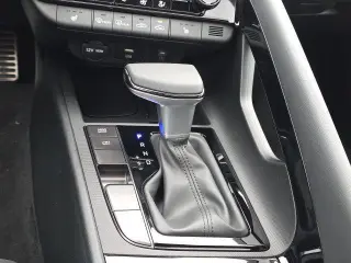 Hyundai ELANTRA 2026 SEL Sport Premium 4dr Sedán