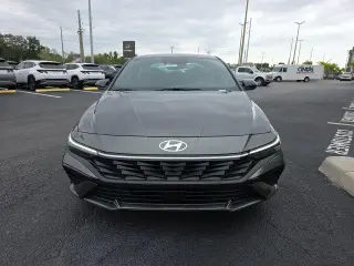 Hyundai ELANTRA 2026 SEL Sport Premium 4dr Sedán