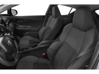 Toyota C-HR 2021 XLE 4dr Crossover
