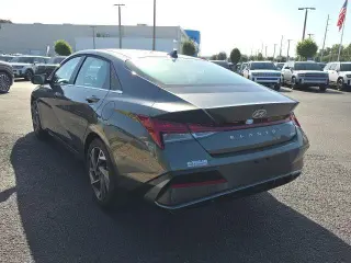 Hyundai ELANTRA Híbrido 2026 Limited 4dr Sedán