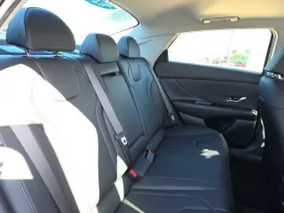 Hyundai ELANTRA Híbrido 2026 Limited 4dr Sedán