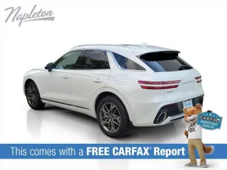 Genesis GV70 2023 AWD 2.5T Standard SUV de 4 puertas