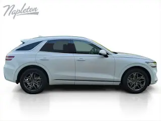 Genesis GV70 2023 AWD 2.5T Standard SUV de 4 puertas