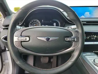 Genesis GV70 2023 AWD 2.5T Standard SUV de 4 puertas