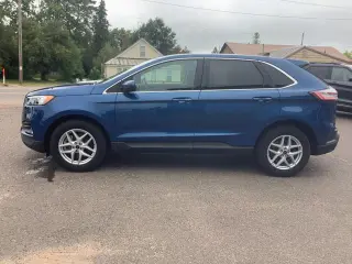 Ford Edge 2024 con tracción en las cuatro ruedas y SEL, SUV de 4 puertas