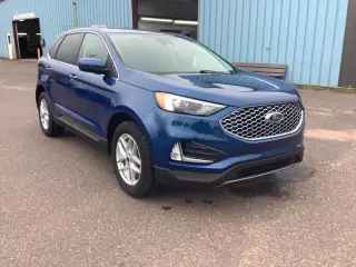 Ford Edge 2024 con tracción en las cuatro ruedas y SEL, SUV de 4 puertas