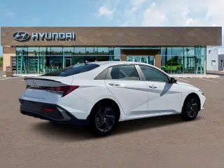 Hyundai ELANTRA 2026 SEL Sport 4dr Sedán