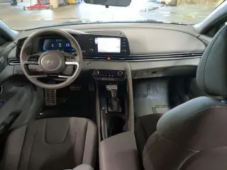 Hyundai ELANTRA 2026 SEL Sport Sedán 4 puertas