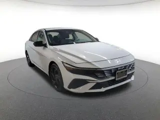 Hyundai ELANTRA 2026 SEL Sport 4dr Sedán