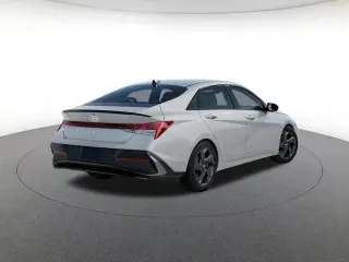 Hyundai ELANTRA 2026 SEL Sport 4dr Sedán