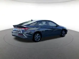 Hyundai ELANTRA 2026 SEL Sport 4dr Sedán