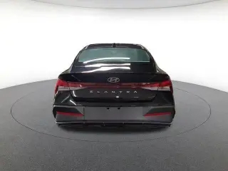Hyundai ELANTRA 2026 SEL Sport 4dr Sedán