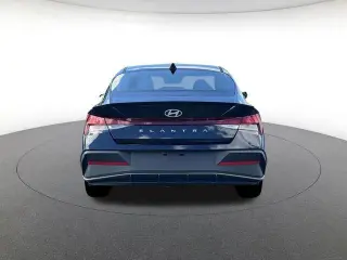 Hyundai ELANTRA 2026 SEL Sport 4dr Sedán